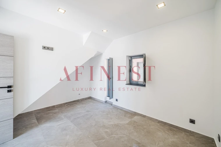 Moradia T5 para Venda em São Domingos de Rana Foto 40