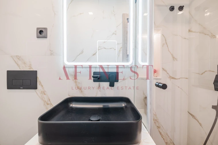 Moradia T5 para Venda em São Domingos de Rana Foto 47