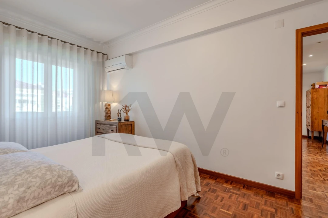 Apartamento T2 para Venda em Sacavém e Prior Velho Foto 3