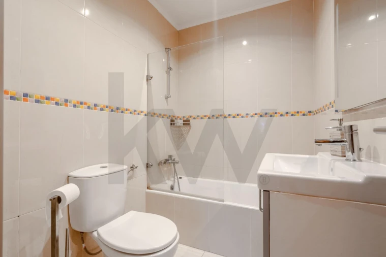 Apartamento T2 para Venda em Sacavém e Prior Velho Foto 8