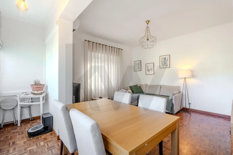 Apartamento T2 para Venda em Sacavém e Prior Velho Foto 18