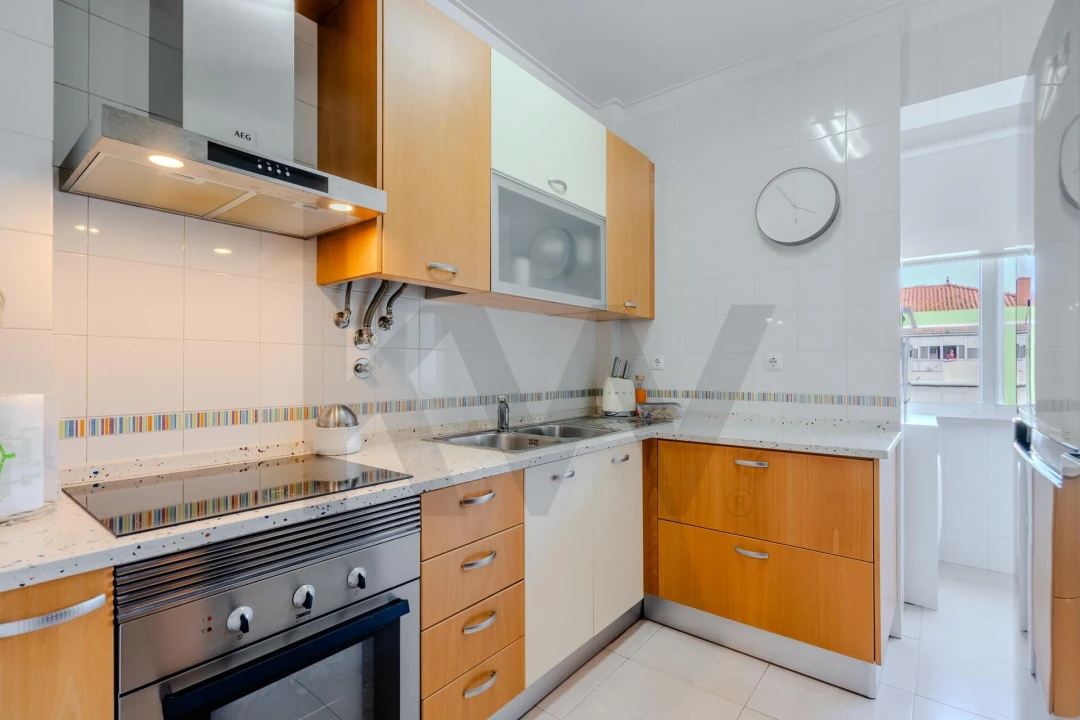 Apartamento T2 para Venda em Sacavém e Prior Velho Foto 12