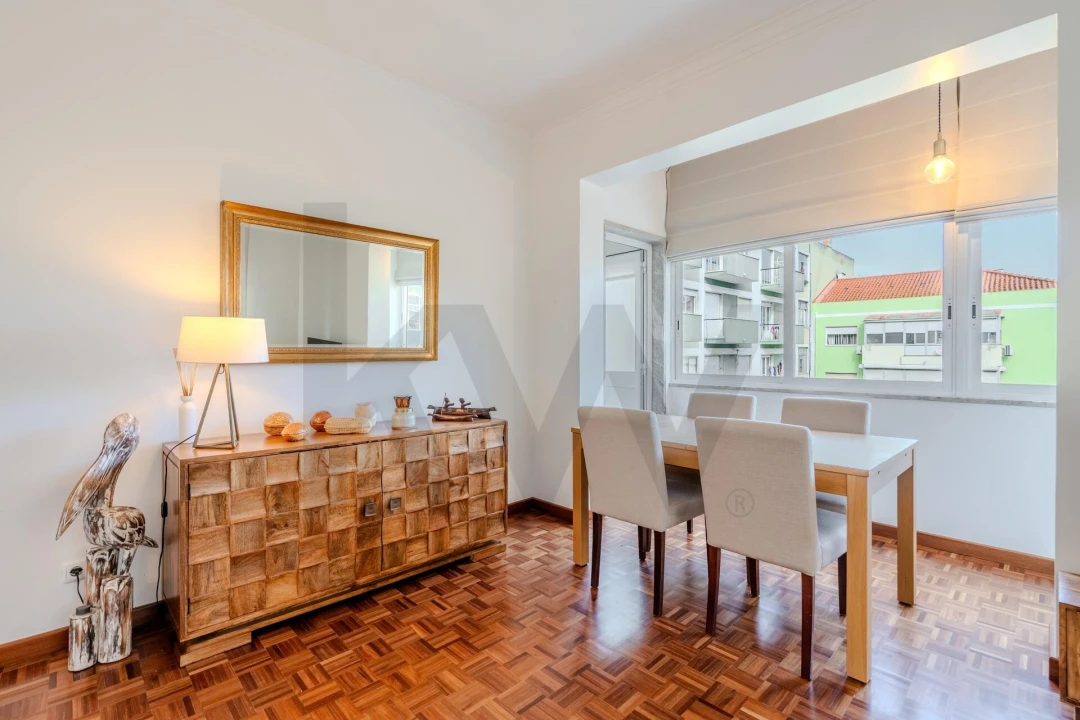 Apartamento T2 para Venda em Sacavém e Prior Velho Foto 21