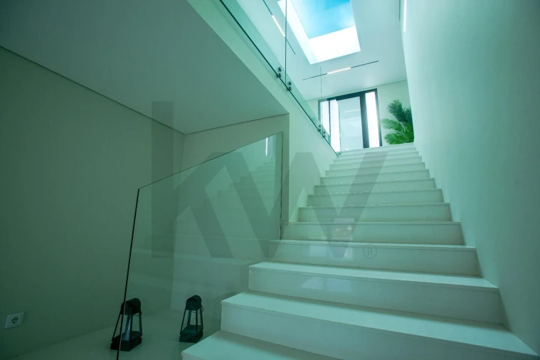 Moradia T4 para Venda em Pico da Pedra Foto 19