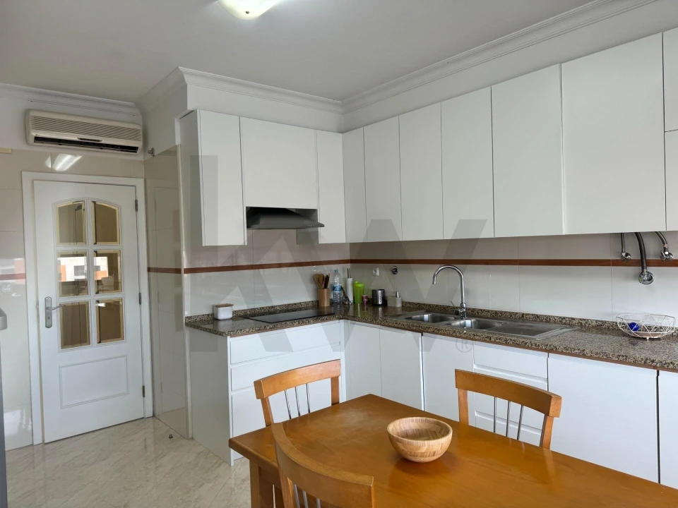 Apartamento T3 para Venda em Odivelas Foto 26