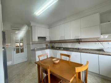Apartamento T3 para Venda em Odivelas