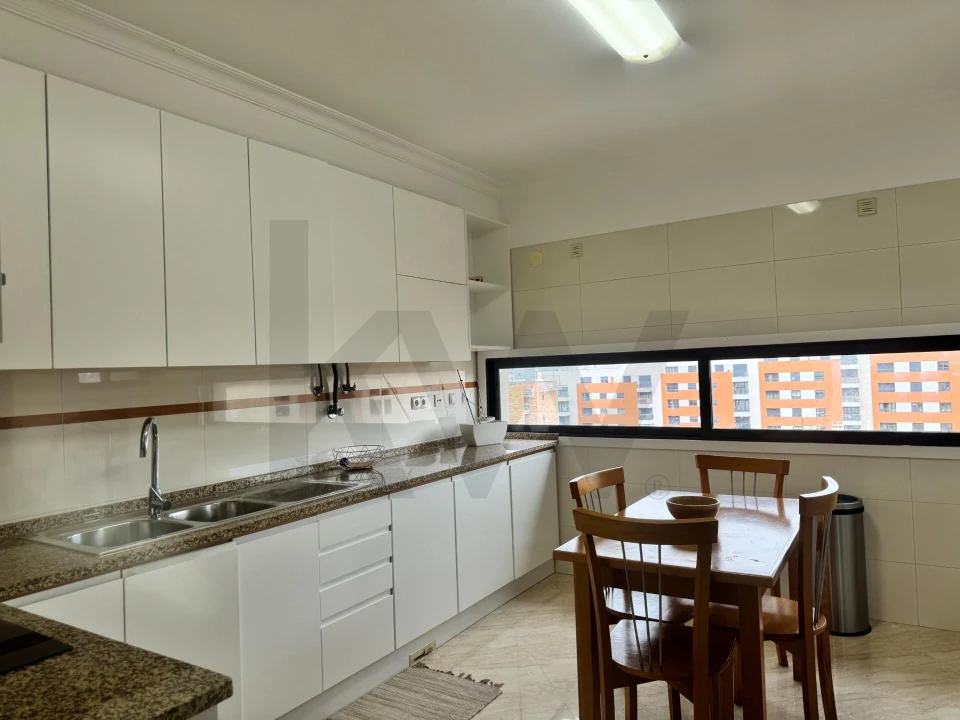 Apartamento T3 para Venda em Odivelas Foto 22