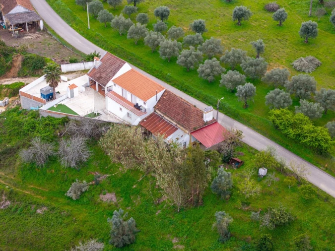 Moradia T3 para Venda em Casével e Vaqueiros Foto 32