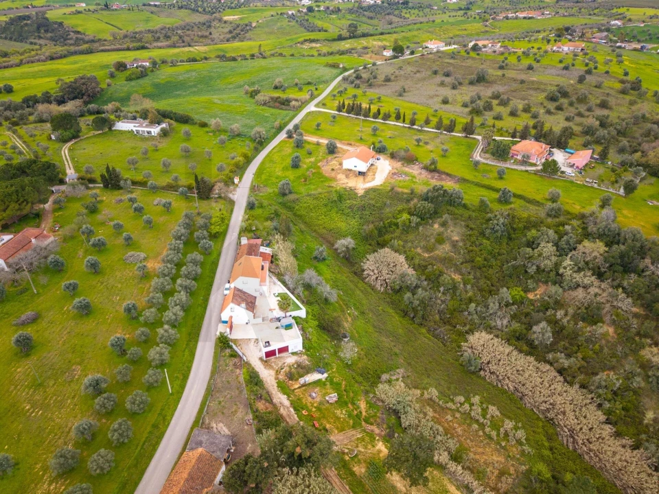 Moradia T3 para Venda em Casével e Vaqueiros Foto 37