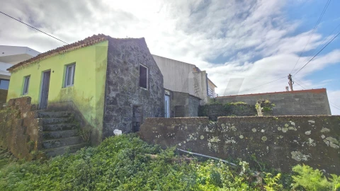 Moradia T2 para Venda em Santana