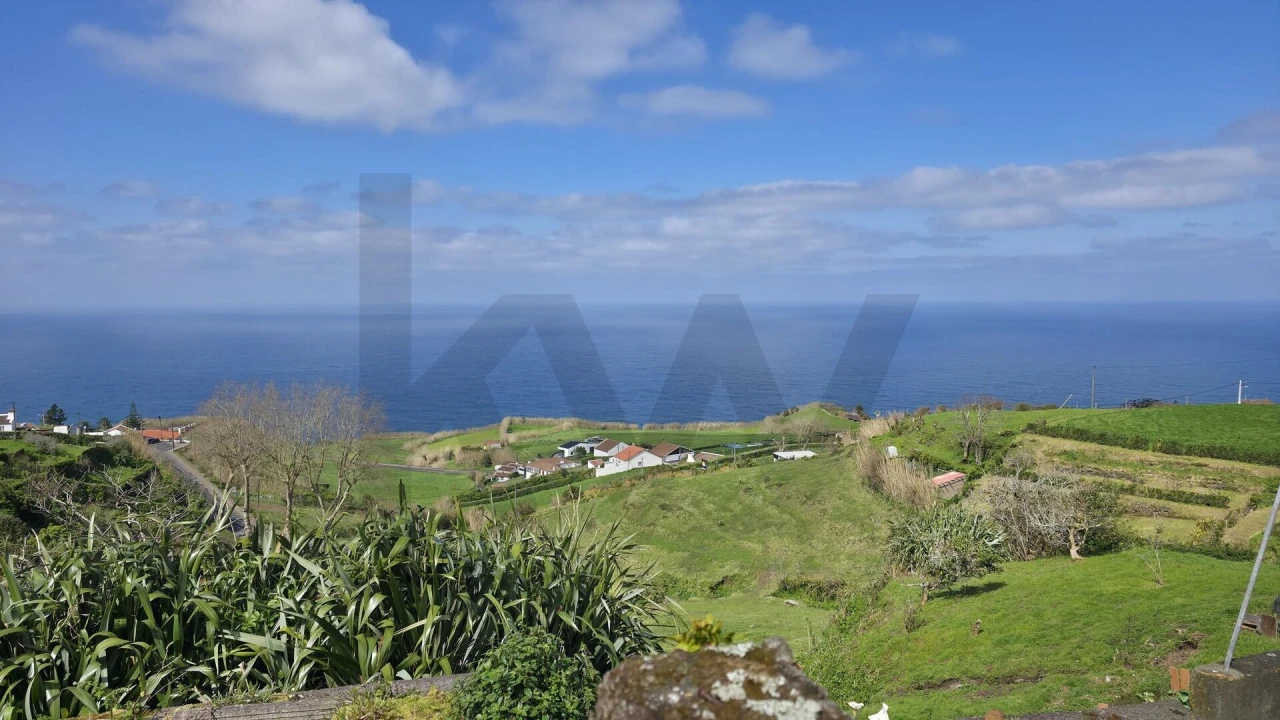 Moradia T2 para Venda em Santana Foto 4