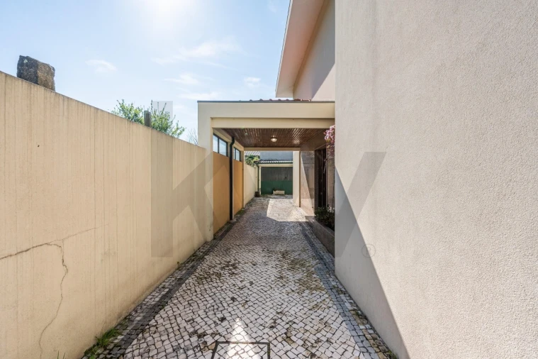 Moradia T4 para Venda em Cidade da Maia Foto 27