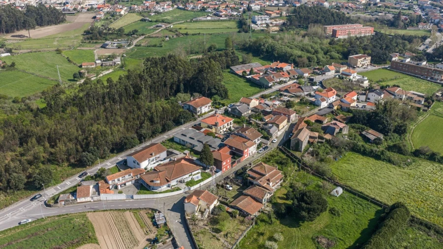 Moradia T4 para Venda em Cidade da Maia Foto 23