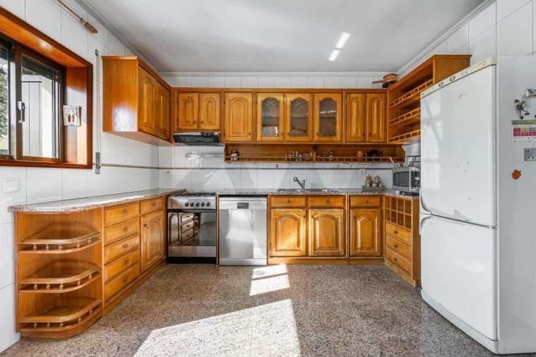 Moradia T4 para Venda em Cidade da Maia Foto 34