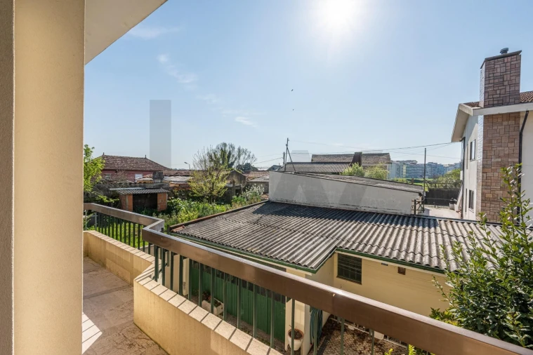 Moradia T4 para Venda em Cidade da Maia Foto 20