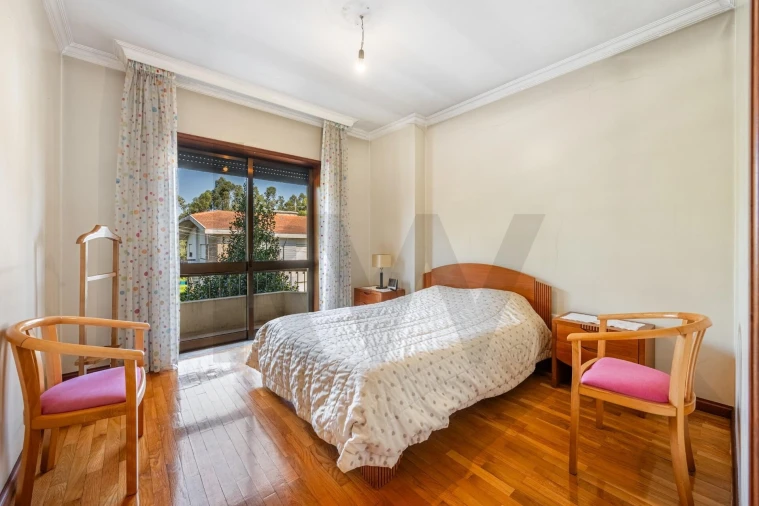 Moradia T4 para Venda em Cidade da Maia Foto 13