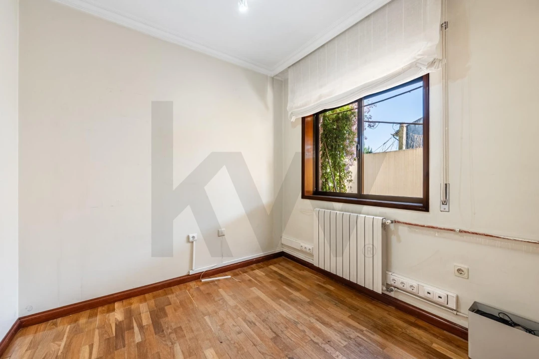 Moradia T4 para Venda em Cidade da Maia Foto 8