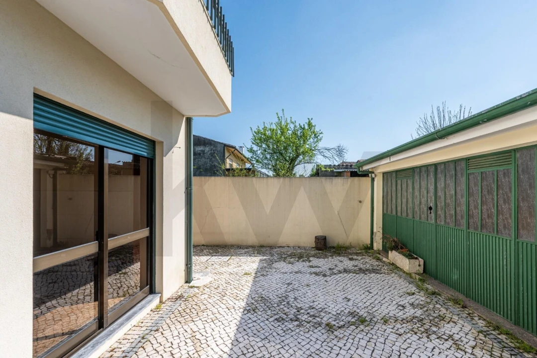Moradia T4 para Venda em Cidade da Maia Foto 29