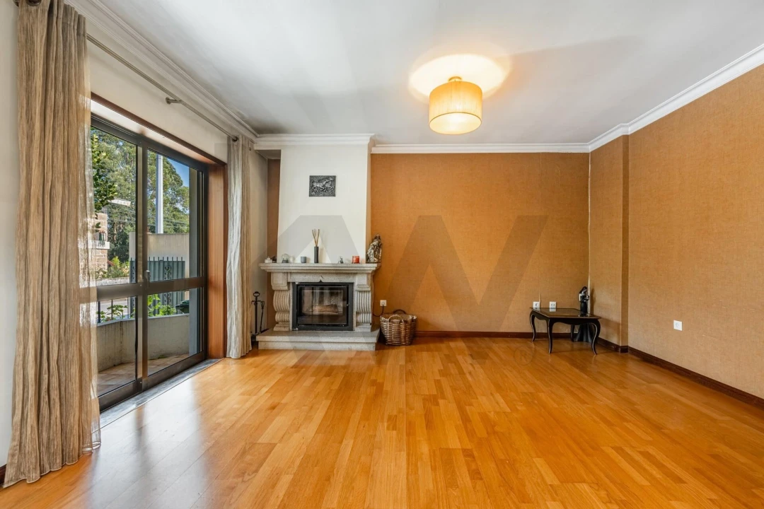 Moradia T4 para Venda em Cidade da Maia Foto 6