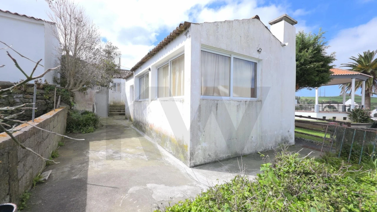 Moradia T2 para Venda em Santana Foto 25