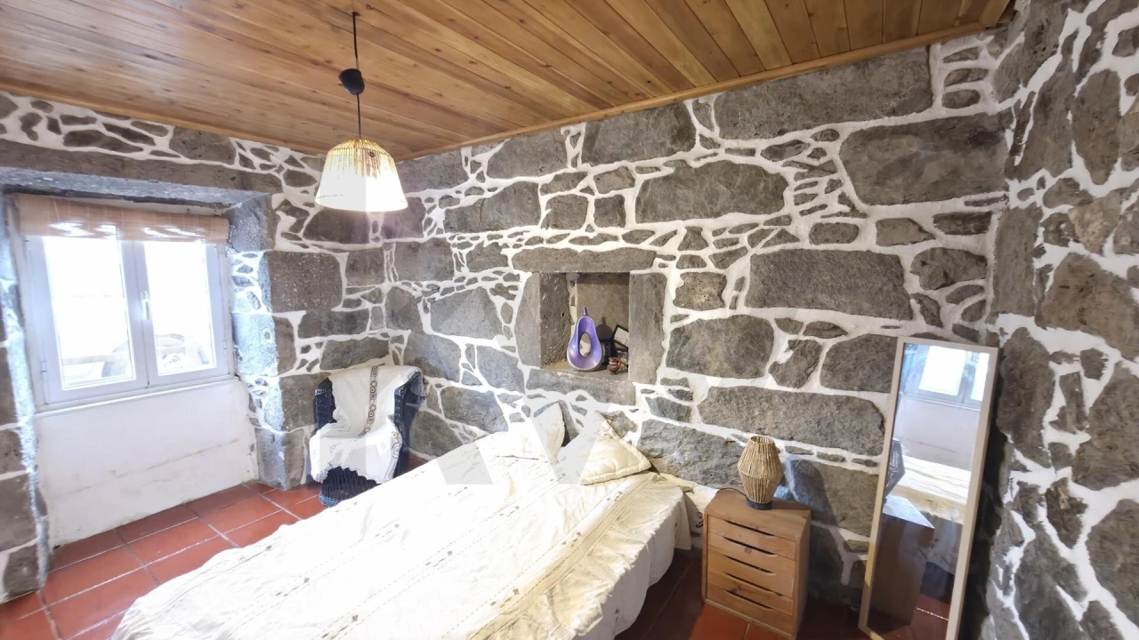 Moradia T2 para Venda em Santana Foto 16