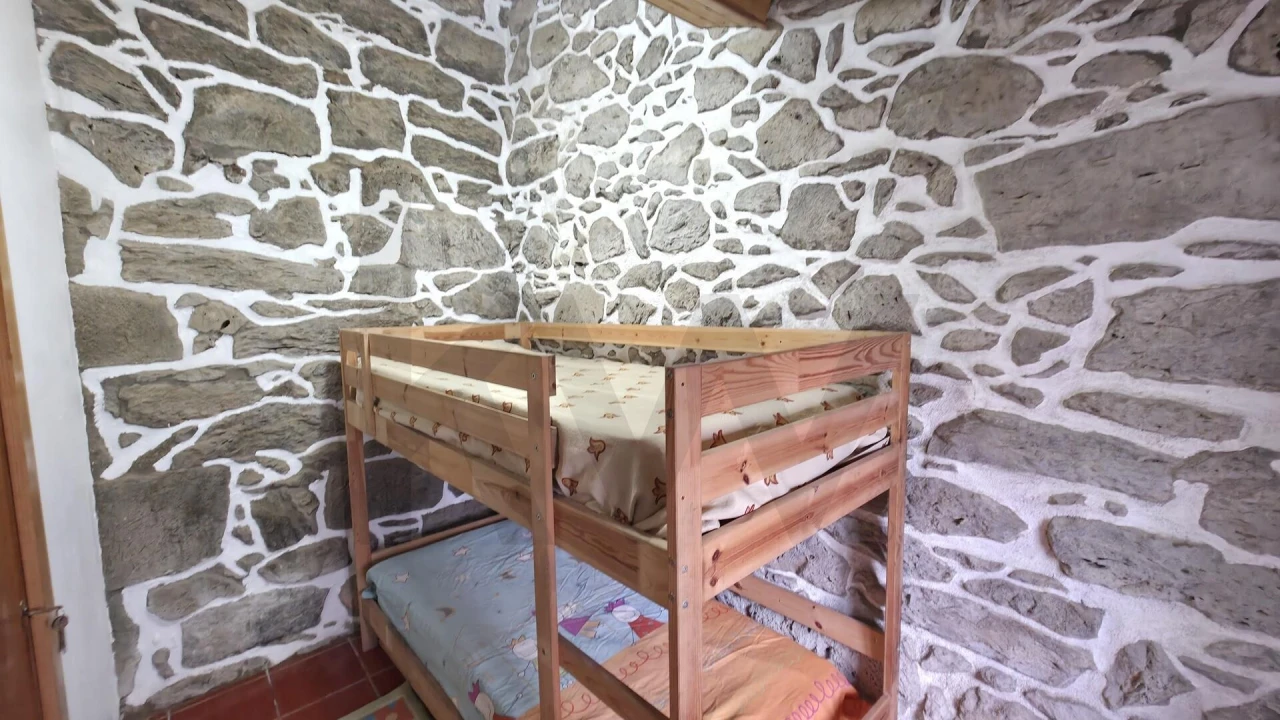 Moradia T2 para Venda em Santana Foto 21