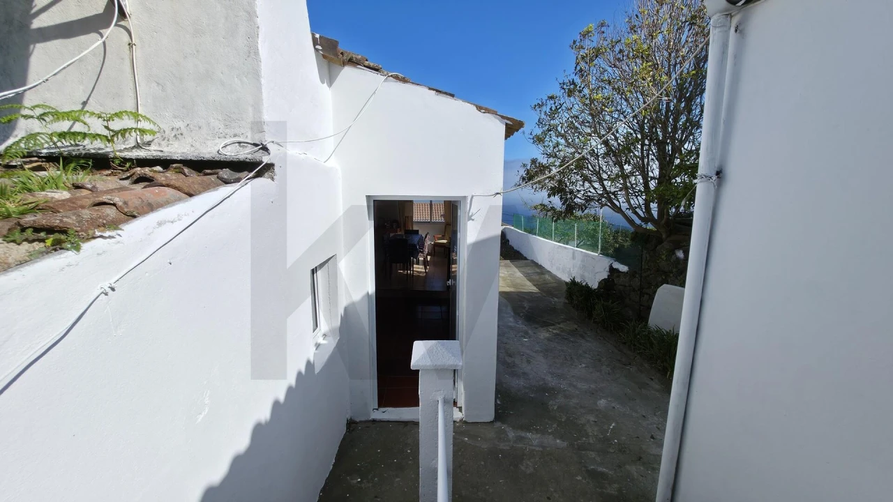 Moradia T2 para Venda em Santana Foto 26