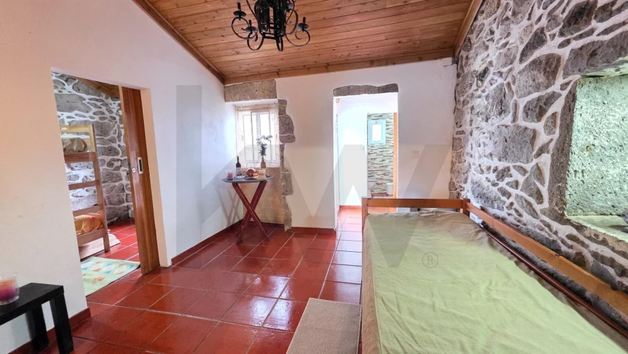 Moradia T2 para Venda em Santana Foto 7