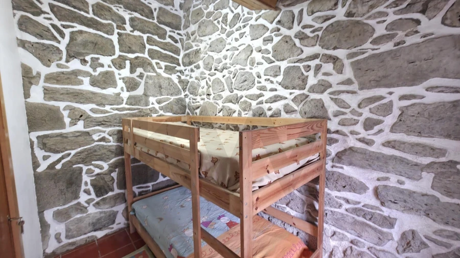 Moradia T2 para Venda em Santana Foto 21