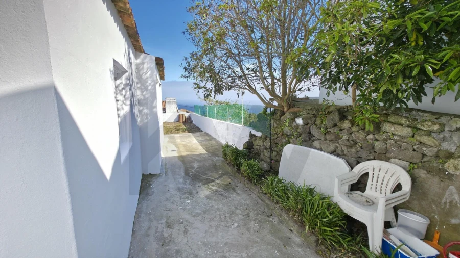 Moradia T2 para Venda em Santana Foto 27