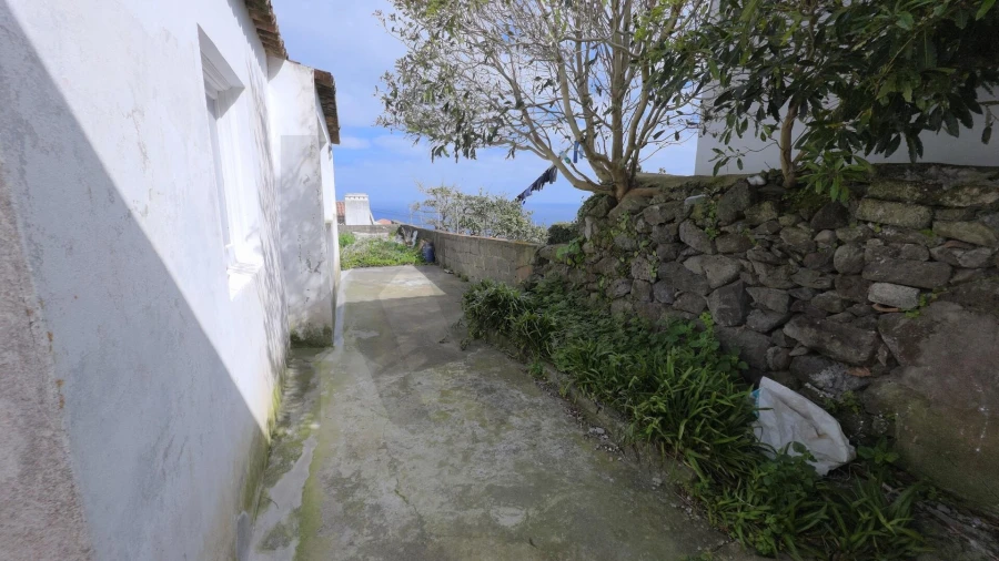 Moradia T2 para Venda em Santana Foto 26