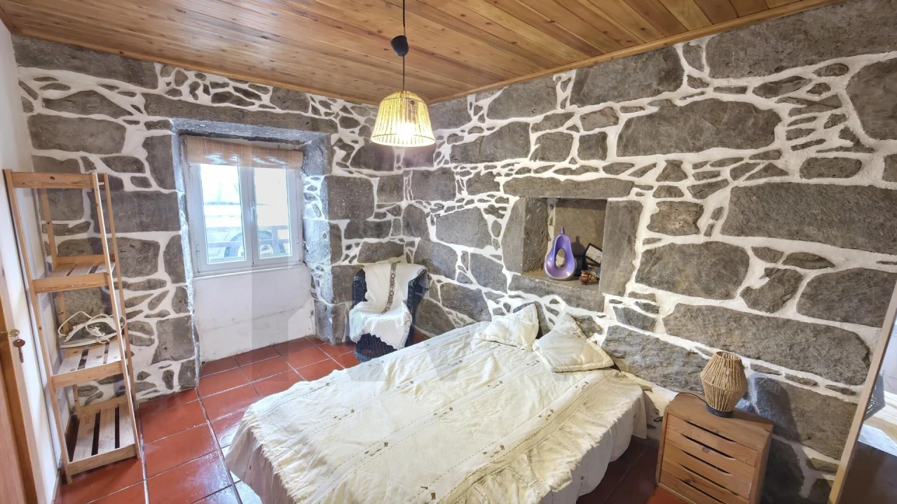 Moradia T2 para Venda em Santana Foto 18