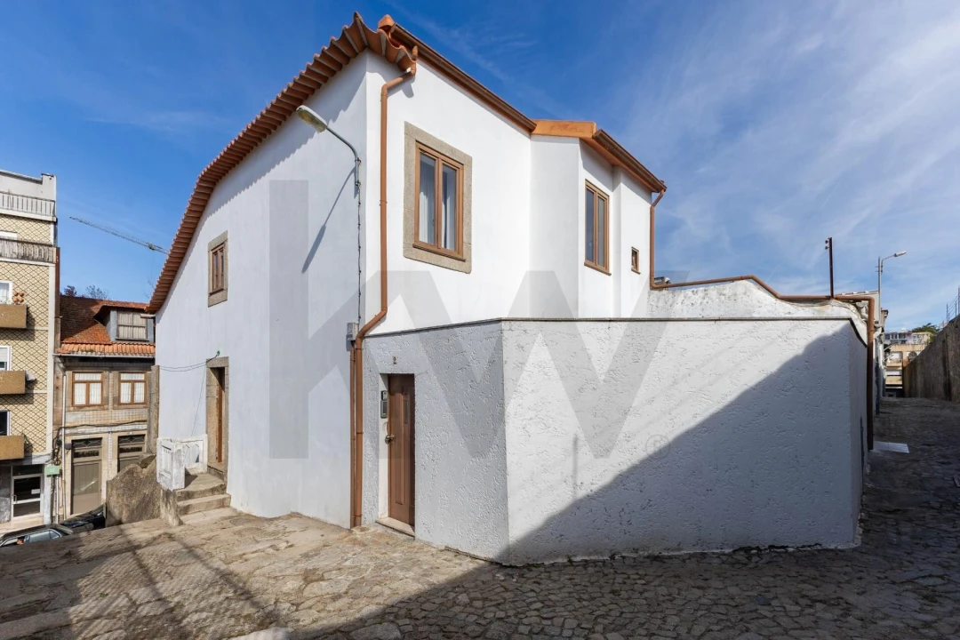 Apartamento T2 para Venda em Cedofeita, Santo Ildefonso, Sé, Miragaia, São Nicolau e Vitória Foto 1