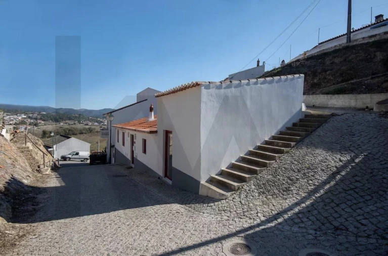 Moradia T2 para Venda em Aljezur Foto 36