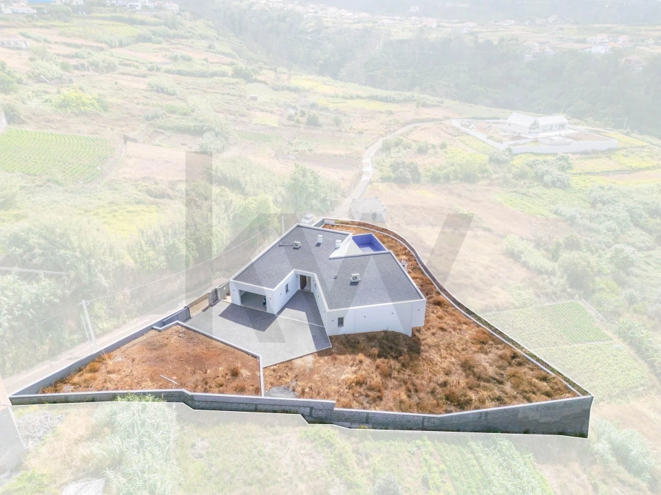 Moradia T3 para Venda em Fajã da Ovelha Foto 52