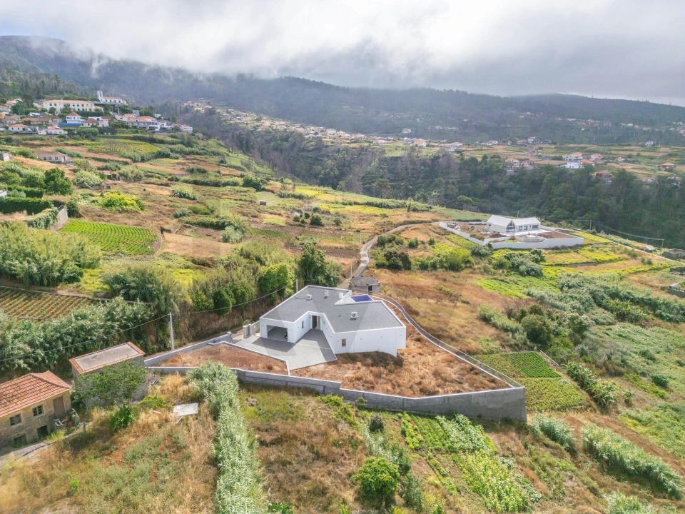 Moradia T3 para Venda em Fajã da Ovelha Foto 58