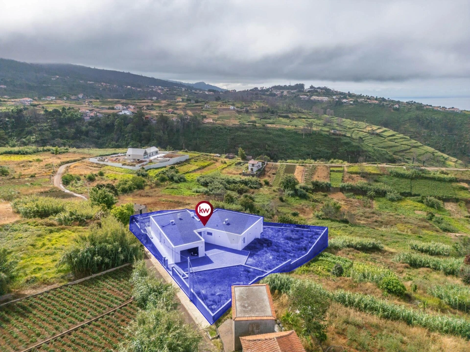 Moradia T3 para Venda em Fajã da Ovelha Foto 53