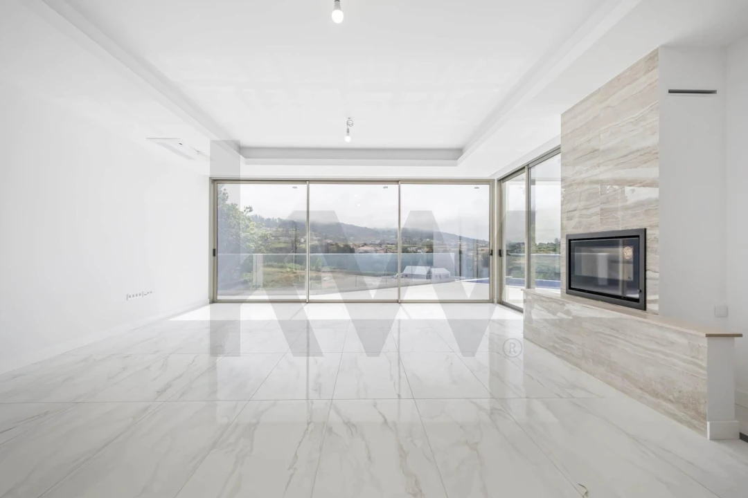 Moradia T3 para Venda em Fajã da Ovelha Foto 12