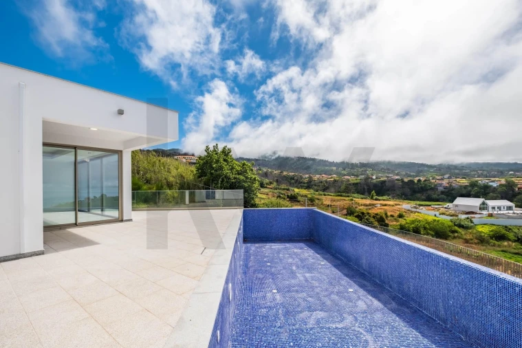 Moradia T3 para Venda em Fajã da Ovelha Foto 49