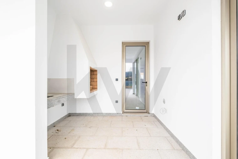 Moradia T3 para Venda em Fajã da Ovelha Foto 42