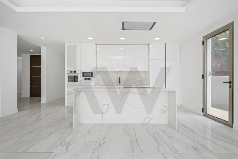 Moradia T3 para Venda em Fajã da Ovelha Foto 7