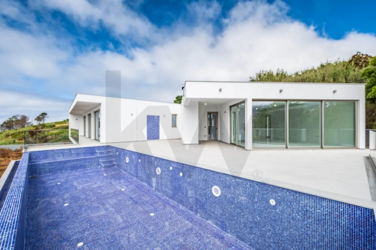 Moradia T3 para Venda em Fajã da Ovelha Foto 45