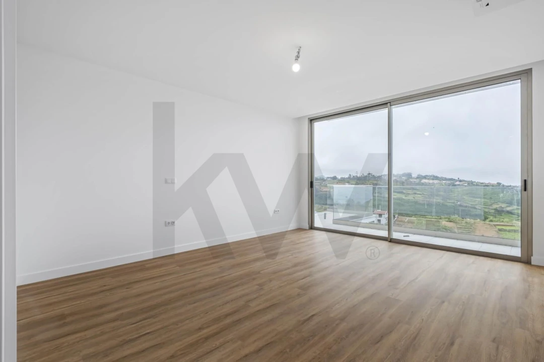 Moradia T3 para Venda em Fajã da Ovelha Foto 33