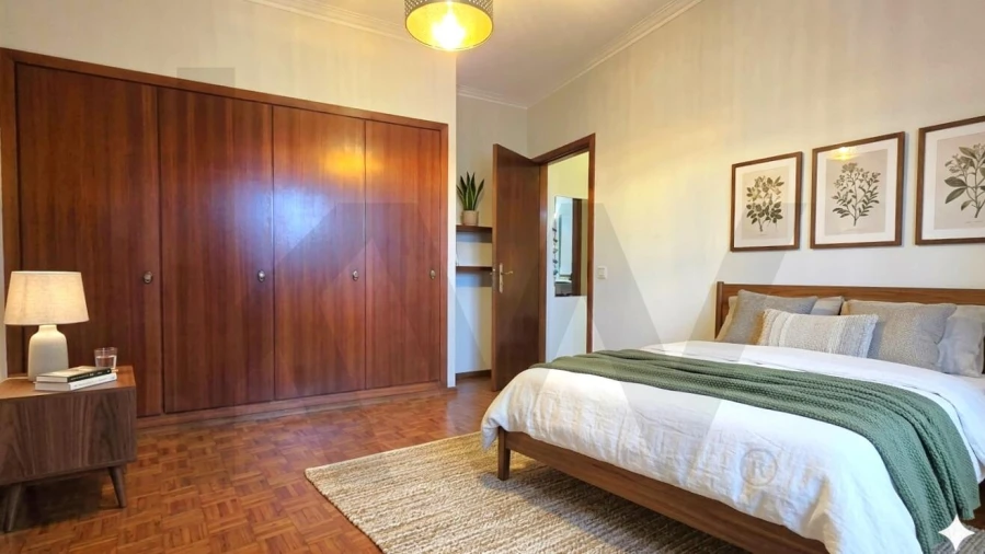 Apartamento T1 para Arrendamento em Vilar de Andorinho Foto 3