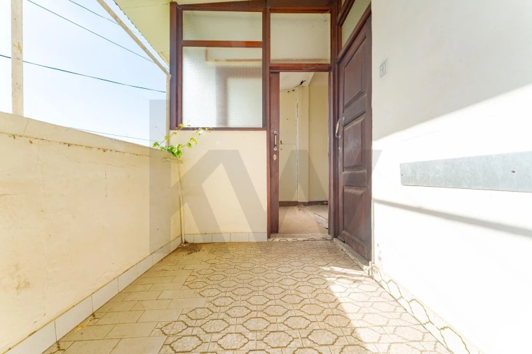 Moradia T6 para Venda em Funchal (São Pedro) Foto 12