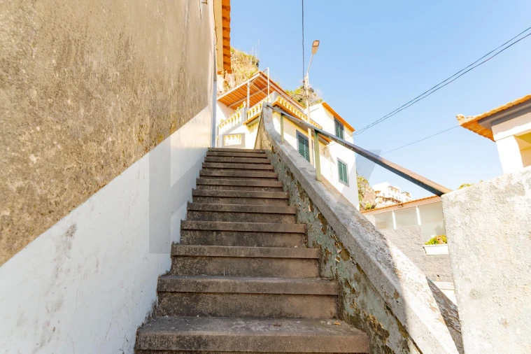 Moradia T6 para Venda em Funchal (São Pedro) Foto 15