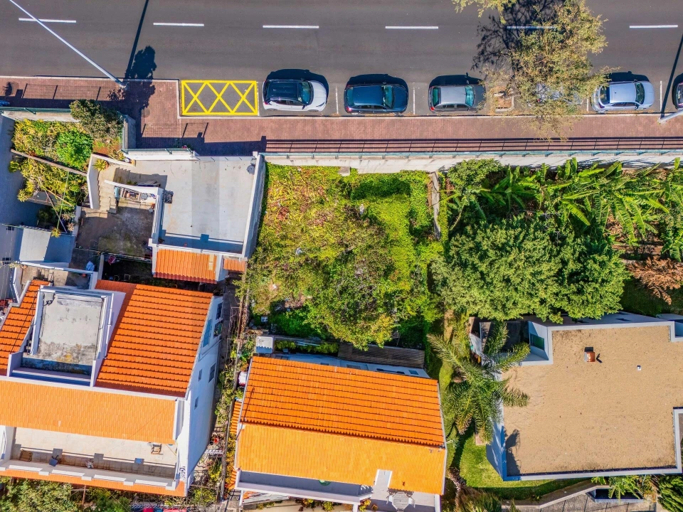 Moradia T2 para Venda em Funchal (Santa Maria Maior) Foto 11