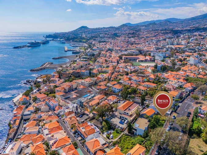 Moradia T2 para Venda em Funchal (Santa Maria Maior) Foto 4