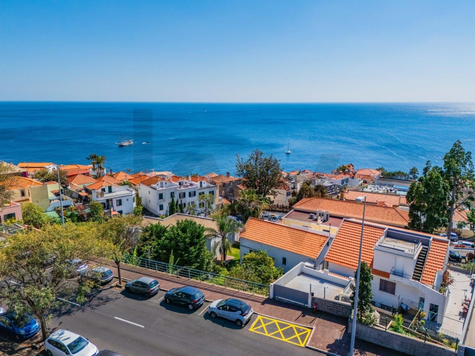 Moradia T2 para Venda em Funchal (Santa Maria Maior) Foto 19