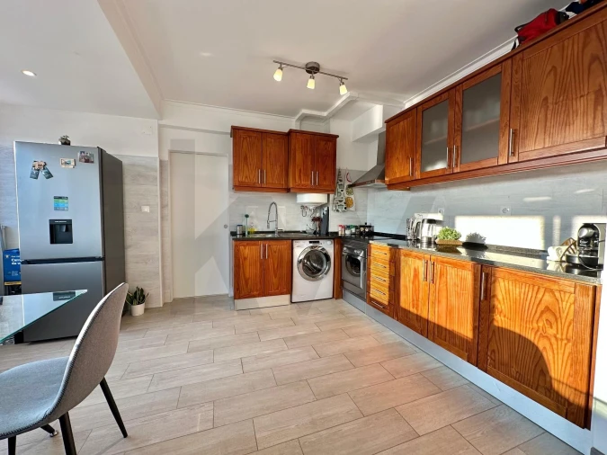 Apartamento T1 para Venda em Algueirão-Mem Martins Foto 2